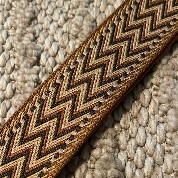 Ah•dorned messenger bag strap - Picture 1 of 4